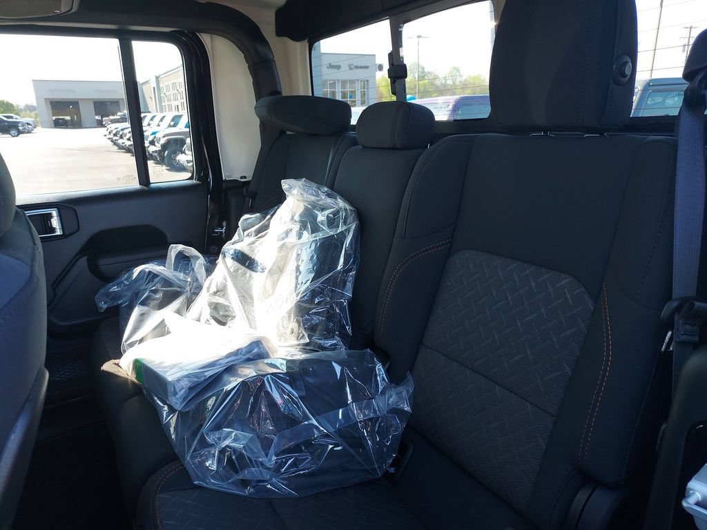 New 2026 Jeep Gladiator Mojave AWD/4WD image 27