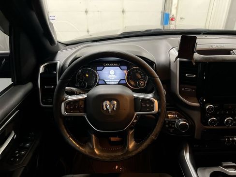 Used 2019 RAM 1500 Big Horn AWD/4WD image 11