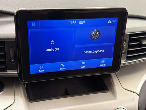 Certified 2020 Ford Explorer XLT w/ Equipment Group 202A AWD/4WD image 19