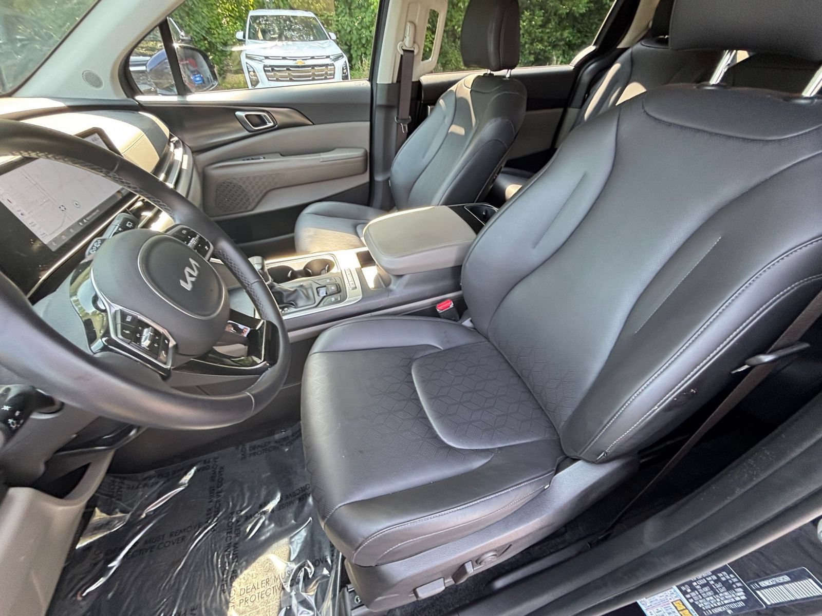 Used 2026 Kia Carnival FWD image 33