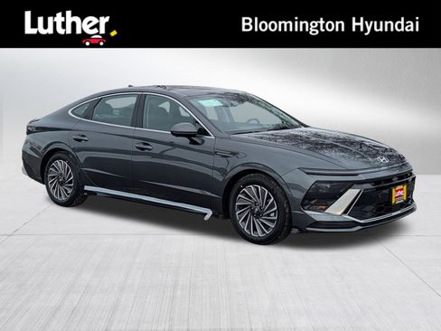 New 2026 Hyundai Sonata Limited image 1