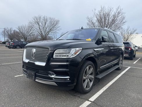 Used 2018 Lincoln Navigator L Reserve w/ Technology Package image 5