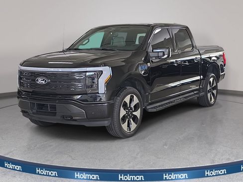 Used 2025 Ford F150 Lightning Platinum AWD/4WD image 11
