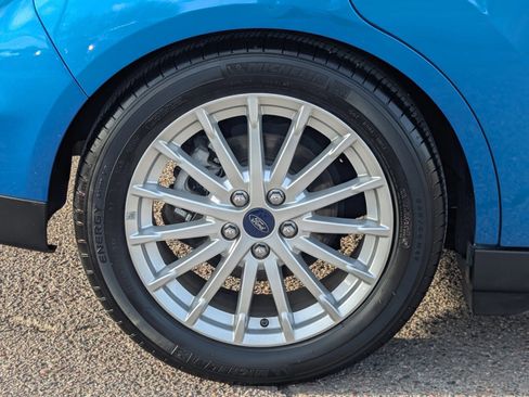 Used 2015 Ford C-MAX Energi SEL w/ Equipment Group 302A image 10