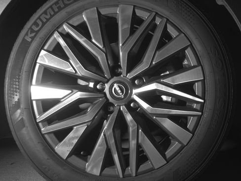 Used 2025 Nissan Altima 2.5 SV image 13