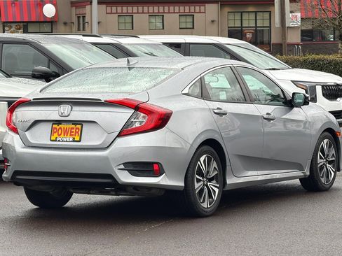 Used 2016 Honda Civic EX-T image 4