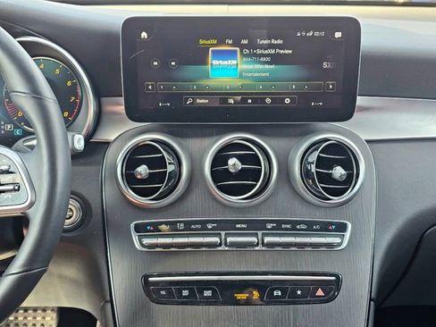Used 2022 Mercedes-Benz GLC 300 4MATIC image 35