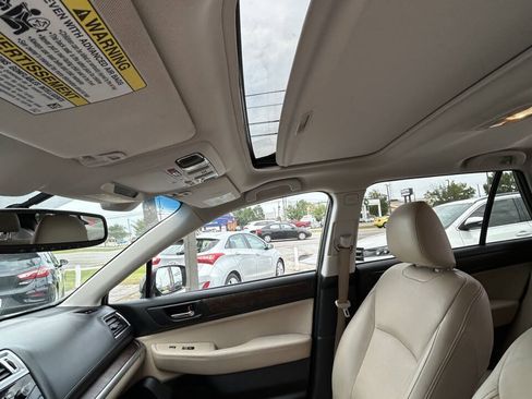 Used 2016 Subaru Outback 2.5i Limited AWD/4WD image 15