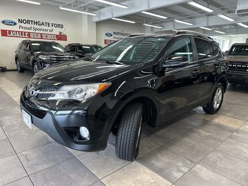 Used 2014 Toyota RAV4 XLE AWD/4WD image 17