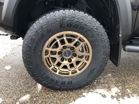 Used 2023 Toyota Tacoma 4x4 Double Cab w/ Trail Edition image 15