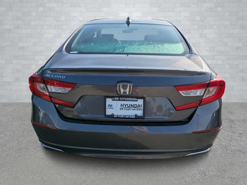 Used 2020 Honda Accord EX image 6