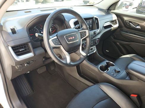 Certified 2024 GMC Terrain SLT w/ Infotainment Package II image 11
