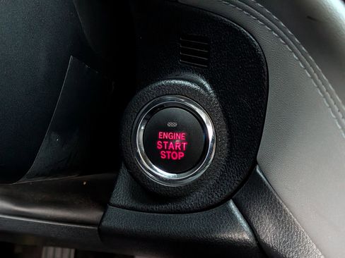 Used 2020 Subaru Outback Limited image 23