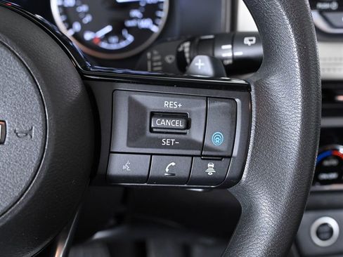 Certified 2023 Nissan Rogue SV image 15