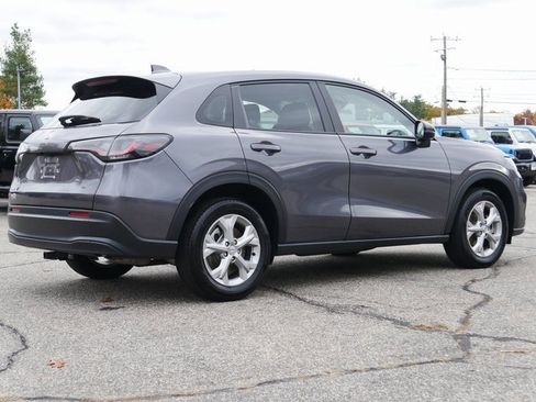 Used 2025 Honda HR-V LX image 6