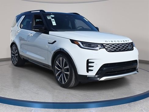 New 2026 Land Rover Discovery Limited Edition image 3