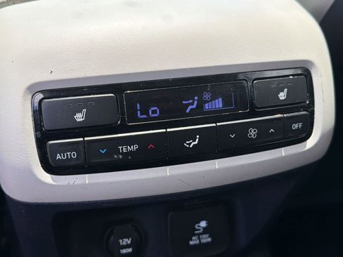 Used 2021 Hyundai Palisade SEL w/ Premium Package FWD image 20