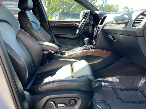 Used 2016 Audi Q5 2.0T Premium Plus w/ Technology Package image 16