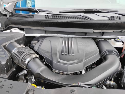 Used 2025 GMC Acadia Elevation image 37