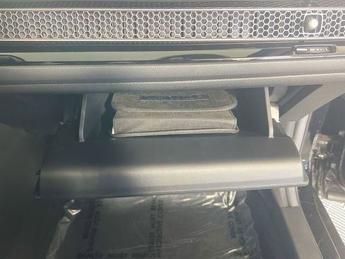 Used 2025 Honda Civic Sport image 30