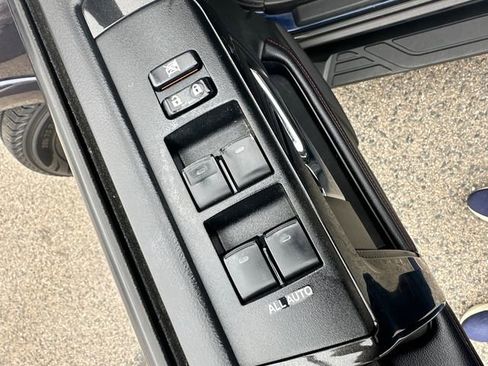 Certified 2022 Toyota 4Runner TRD Off-Road Premium image 29