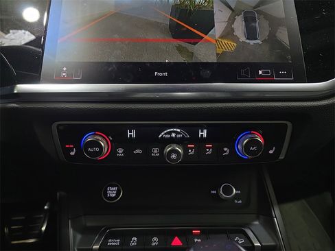 Certified 2025 Audi Q3 2.0T Premium Plus w/ Premium Plus Package image 26