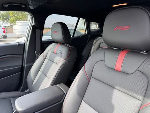 New 2026 Chevrolet Trax RS w/ Sunroof Package image 14