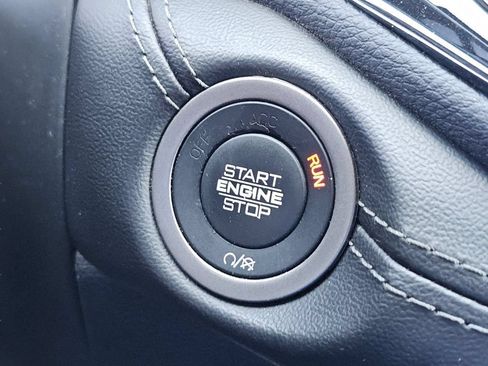 Used 2023 Dodge Durango SXT AWD/4WD image 15