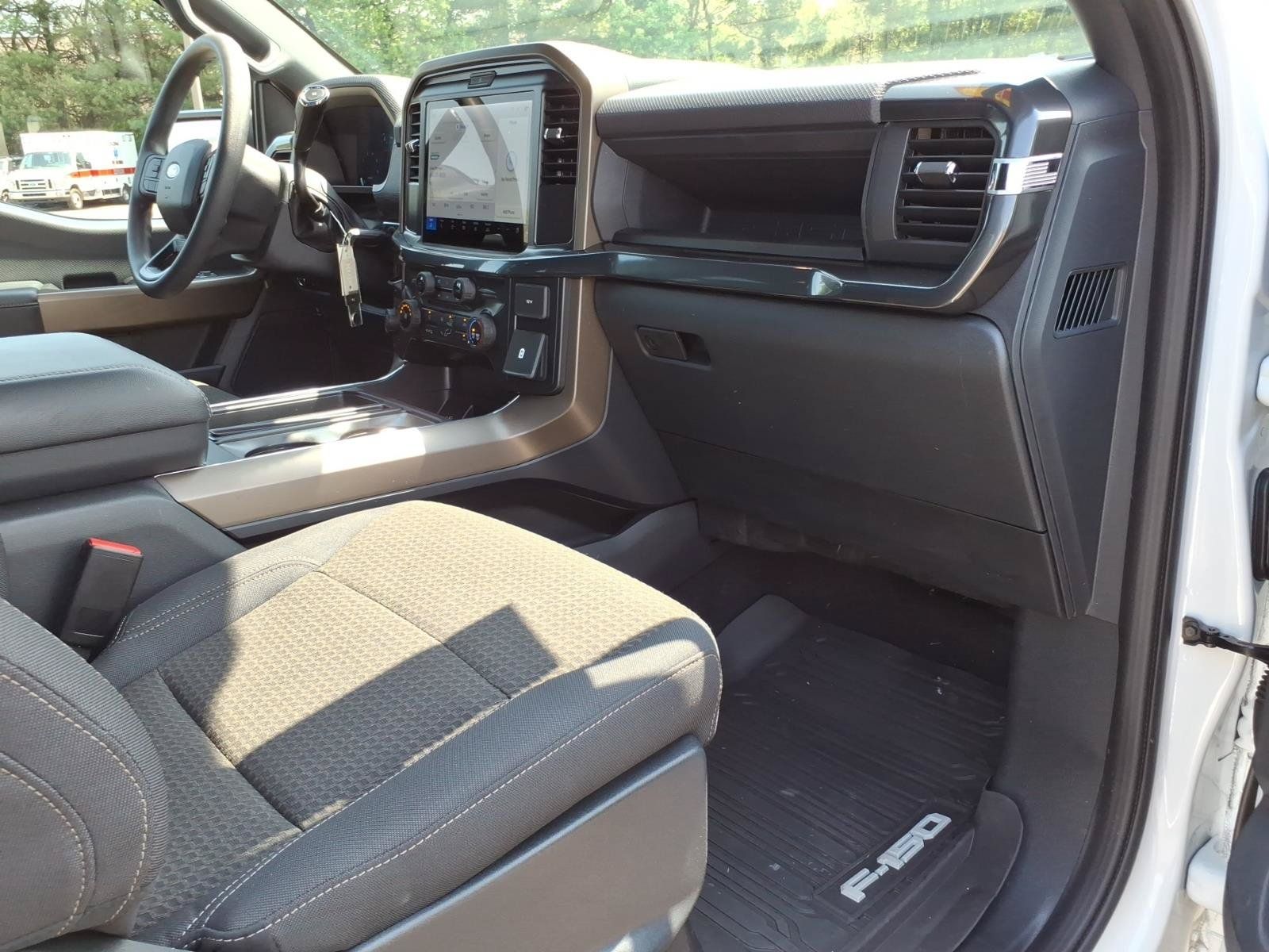 Used 2025 Ford F150 STX w/ Equipment Group 201A FX4 AWD/4WD image 9