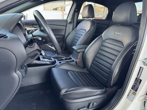 Used 2024 Kia Forte GT-Line w/ GT-Line Premium Package image 23