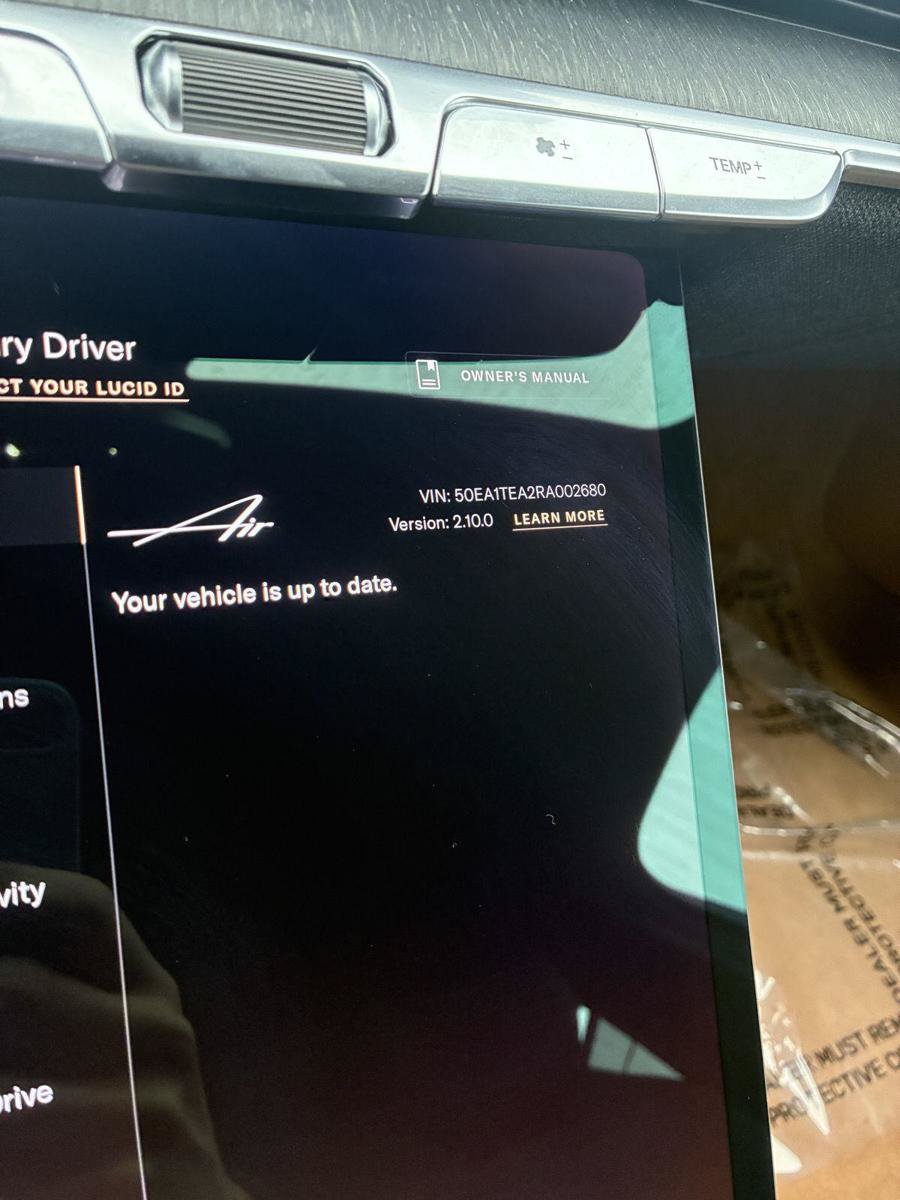 Used 2024 Lucid Air Touring AWD/4WD image 2