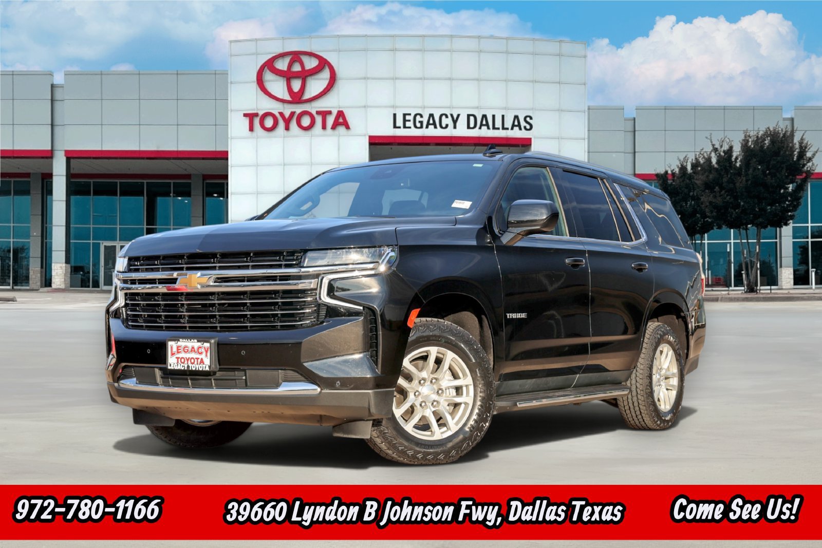 Used 2024 Chevrolet Tahoe LT RWD image 1