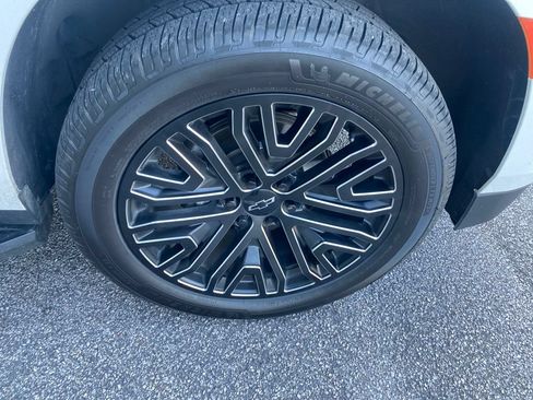Used 2021 Chevrolet Tahoe High Country AWD/4WD image 13