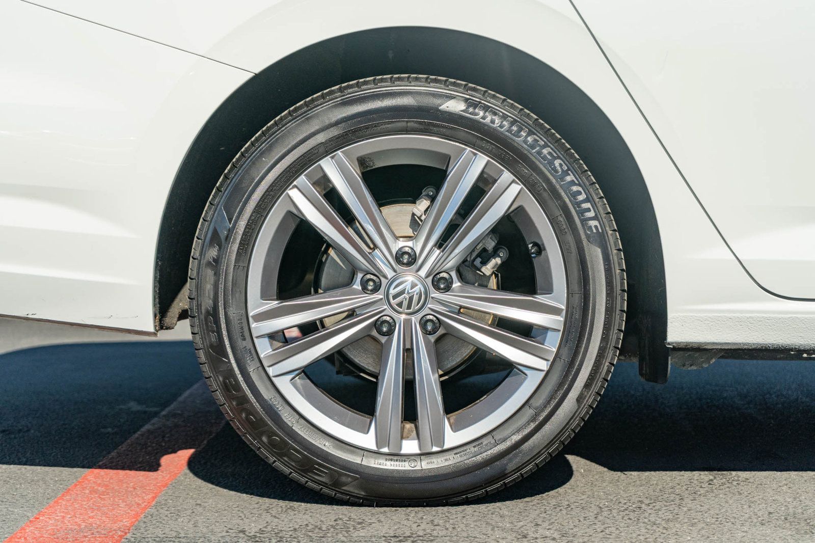 Used 2019 Volkswagen Jetta R-Line FWD image 13