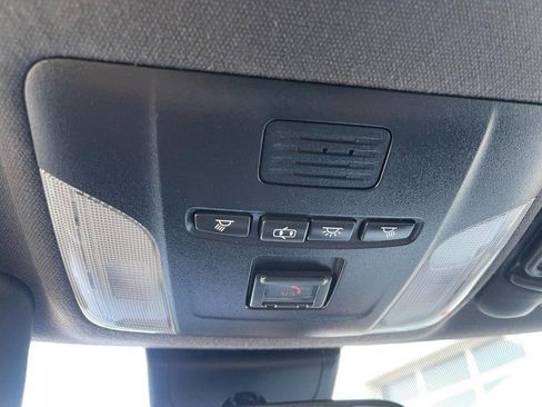 Used 2021 Toyota Corolla SE image 30