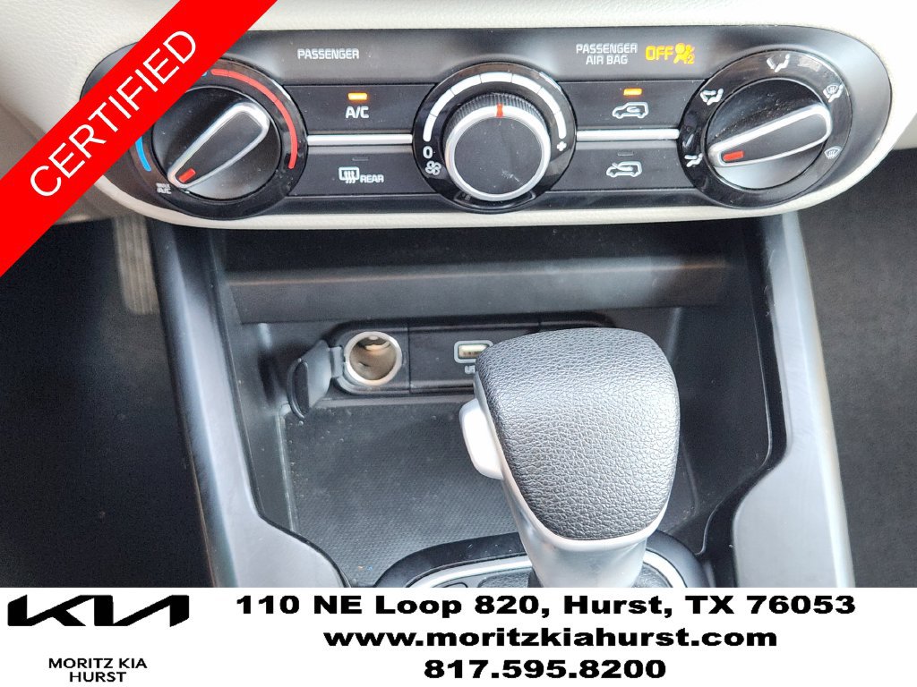 Certified 2025 Kia Soul LX w/ LX Technology Package FWD image 21