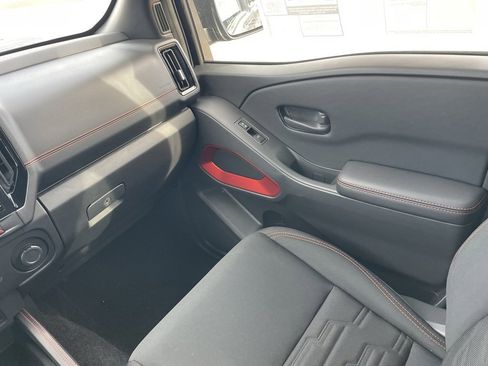 New 2026 Nissan Frontier Pro-X w/ Pro-X Convenience Package image 17