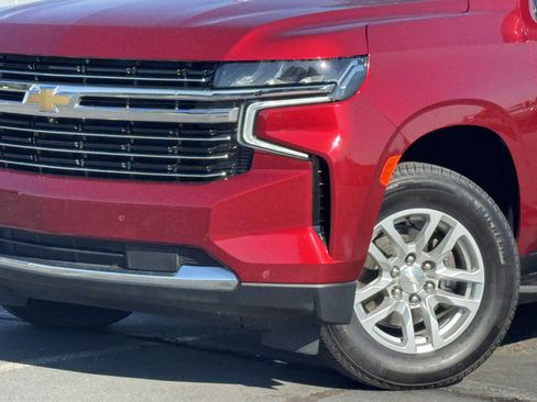Used 2024 Chevrolet Tahoe LT w/ Luxury Package image 3
