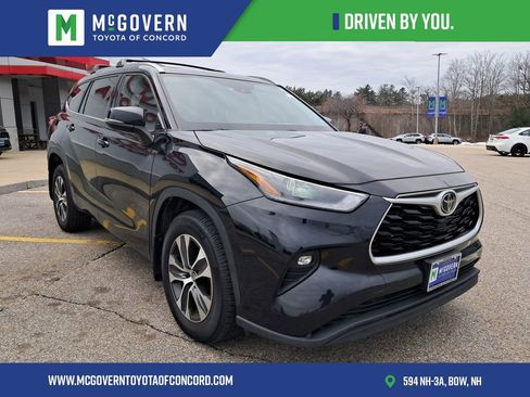Used 2021 Toyota Highlander XLE image 5