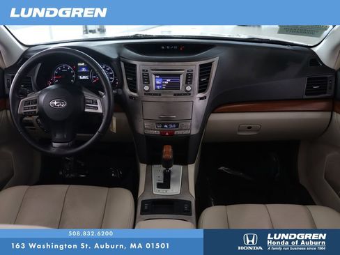 Used 2013 Subaru Outback 2.5i Limited w/ Moonroof Pkg AWD/4WD image 16