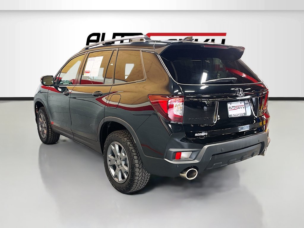 Used 2025 Honda Passport TrailSport image 5