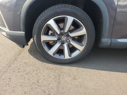 Used 2023 Honda Pilot Elite image 9