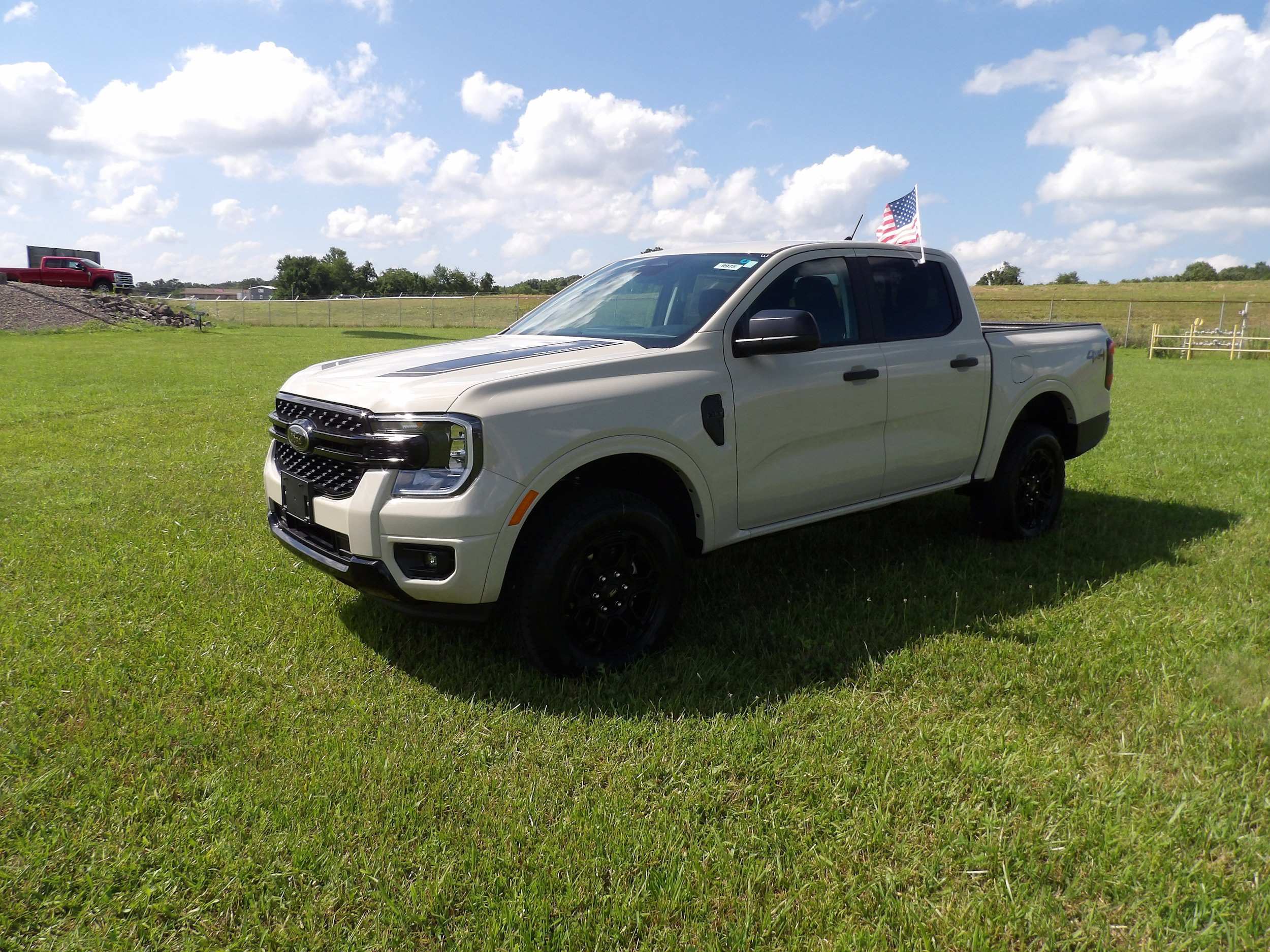New 2026 Ford Ranger XLT w/ Black Appearance Package AWD/4WD image 3