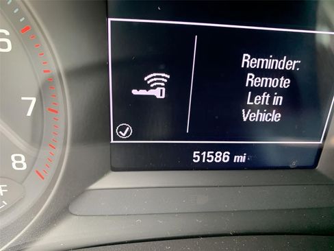Used 2022 Chevrolet TrailBlazer LT w/ Convenience Package FWD image 8