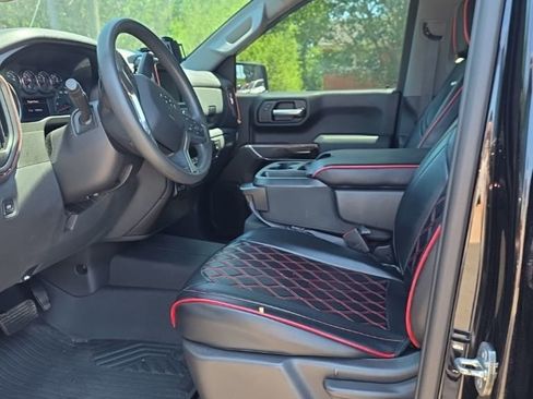 Used 2021 Chevrolet Silverado 1500 Custom Trail Boss w/ Midnight Edition AWD/4WD image 28