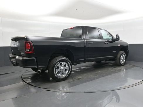 New 2026 RAM 2500 Big Horn AWD/4WD image 4