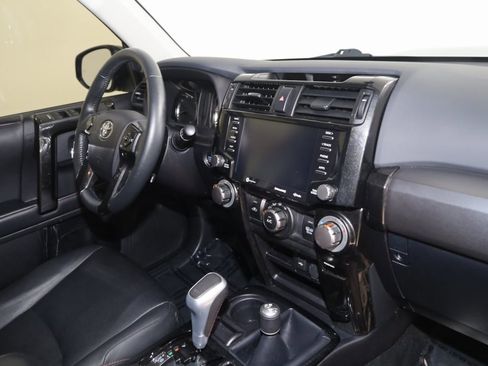 Used 2022 Toyota 4Runner TRD Off-Road Premium image 40