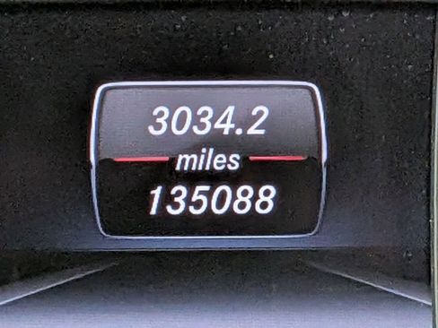 Used 2015 Mercedes-Benz ML 350 4MATIC image 17