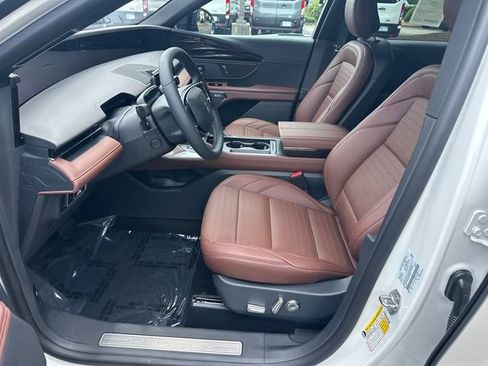 New 2026 Lincoln Nautilus Reserve w/ Jet Appearance Package AWD/4WD image 9