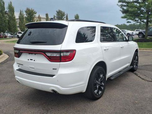 Certified 2025 Dodge Durango GT w/ Blacktop Package AWD/4WD image 4